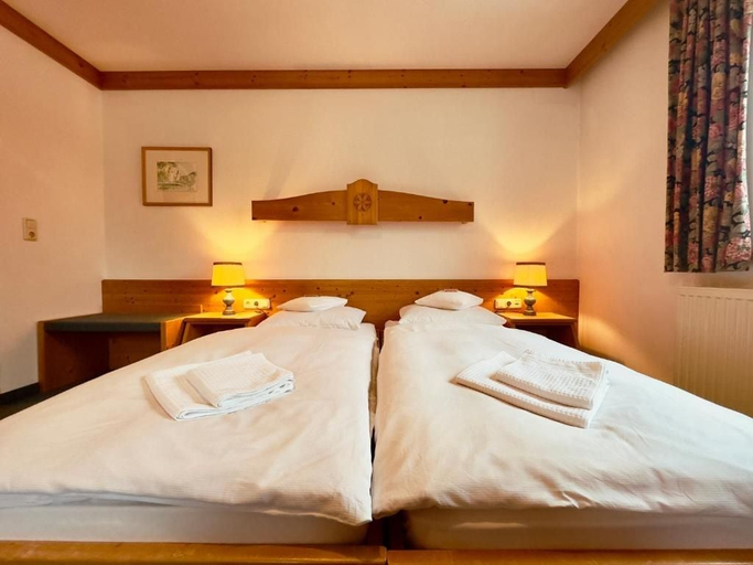 Room 5, Residenz am Park, Kitzbühel