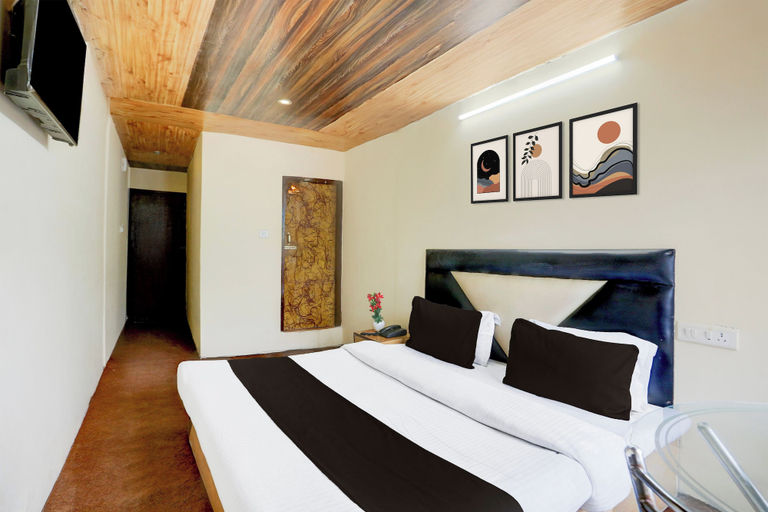Room 3, Hotel O Simsa Near Kanyal Road, Kullu