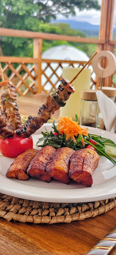 Food and drink 2, Nekoli Glamping, Meru