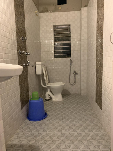 Bathroom 3, GD HOTEL NJP, Jalpaiguri
