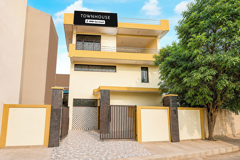 Primary image, Super Townhouse Sector 13 Gurgaon, Gurgaon