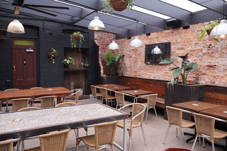Outdoor dining, Kookaburra Rooms, Cessnock