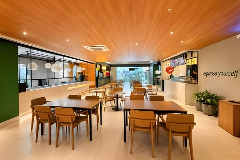 Dining 5, Studio em ultimo andar linda vista, Florianopolis