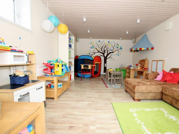 Children's area 3, Lapwing at Susanne-fischer-weg 31, Nordfriesland