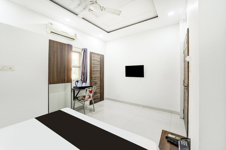 Interior 3, Collection O Ujjain City Centre, Ujjain