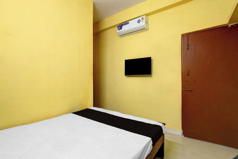 Room 5, Collection O Velachery Railway Junction, Kancheepuram