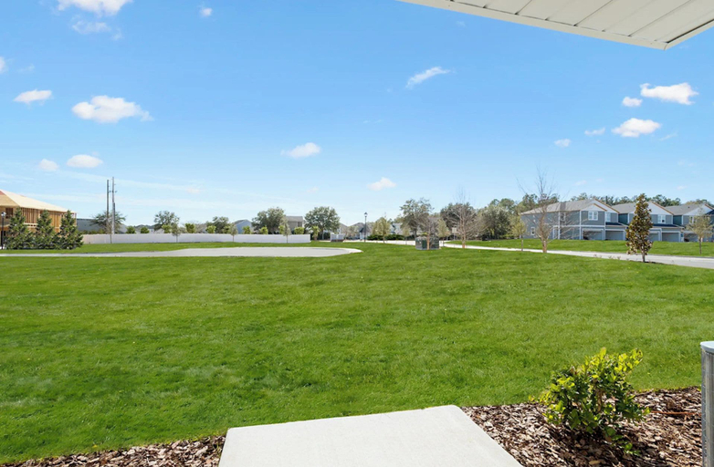 Property grounds, Landing Stylish 3bd, Gym, Pool, Clay