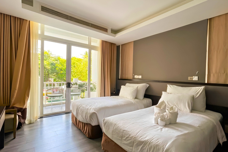 Room 2, Danang Luxury Pool Villas - My Khe Beach, Da Nang