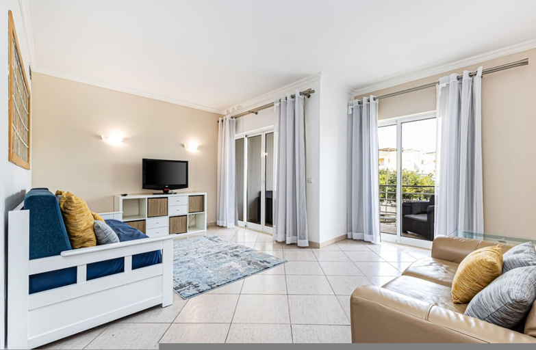 Room 3, Happy Alvor Beach Pool Parking, Portimão