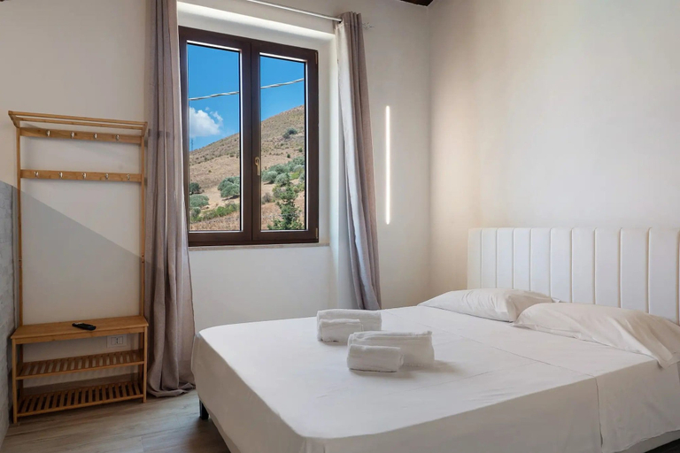 Room 3, Sikania agri relais, Palermo