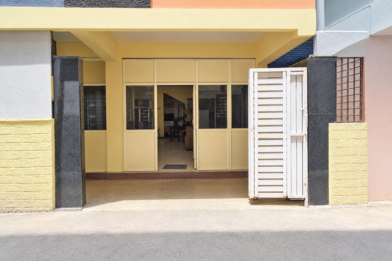 Exterior detail 2, Hotel O DLF Road Hyderabad, Hyderabad
