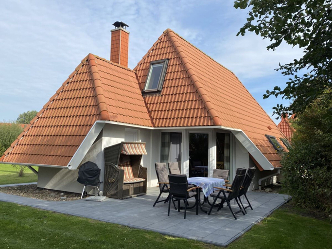 Outdoor dining 2, Holiday Home With 3 Bedrooms, Cuxhaven