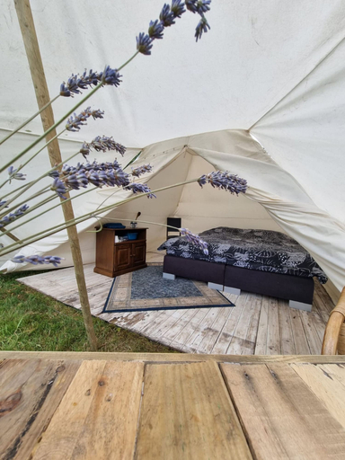 Room 5, Handcrafted Natural Hideaway for 2, Eibergen
