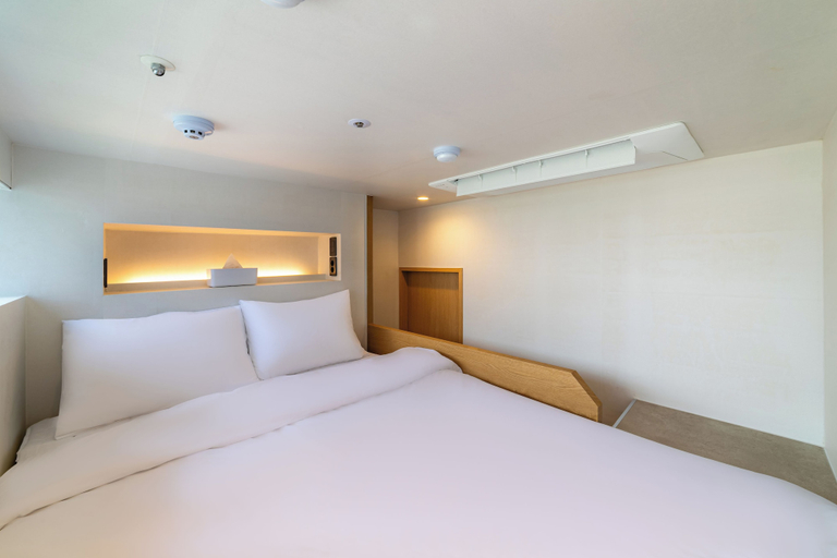 Room 3, Oasis Gwangjang Market, Jongno