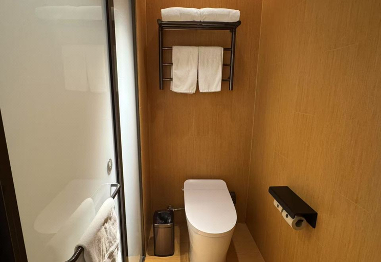 Bathroom 3, JI Hotel Zhangjiagang Dacheng Plaza, Suzhou