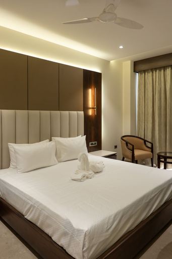 Room 5, Hotel Urrth, Durg