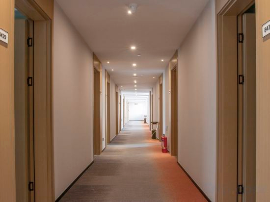 Hotel Interior/Public Areas