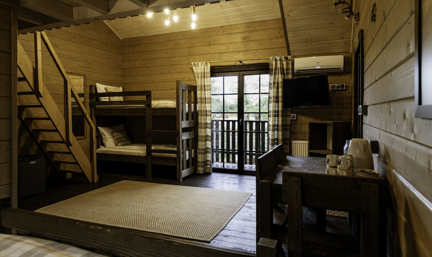 Others 2, Western Camp Resort, Chrzanów