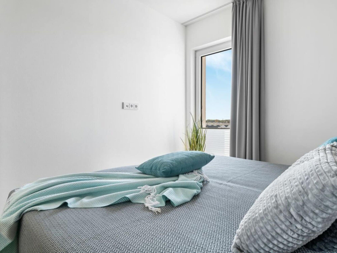 Room 5, Apartment in Olpenitz With Swimming Pool, Schleswig-Flensburg