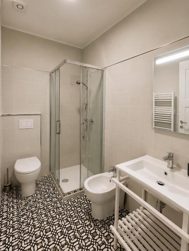 Bathroom 2, LA TERRAZZA, Viterbo
