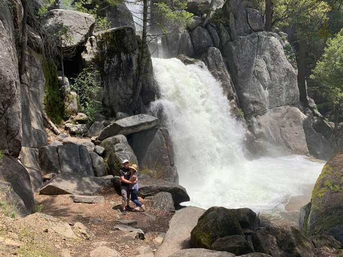 Room 5, Yosemite Cabin in Yosemite National Park, Mariposa