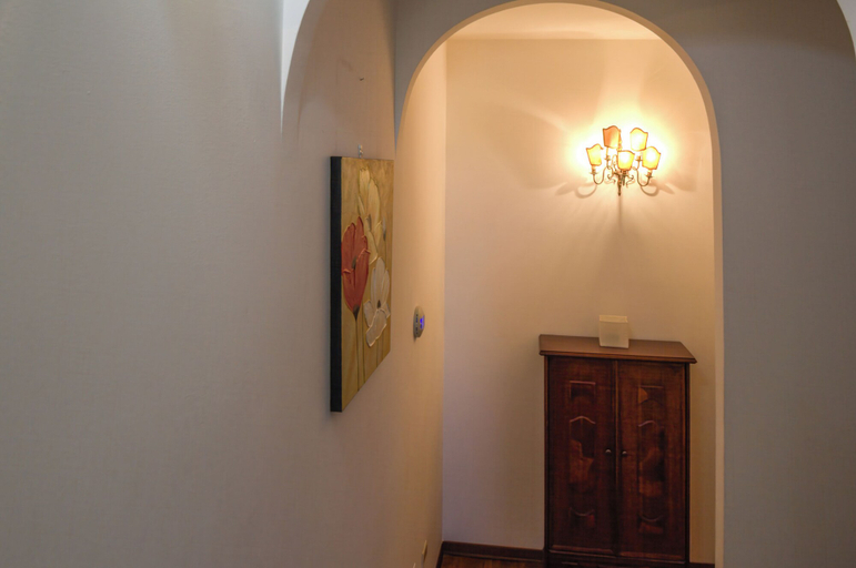 Interior 3, La Casa del Nespolo, Siena