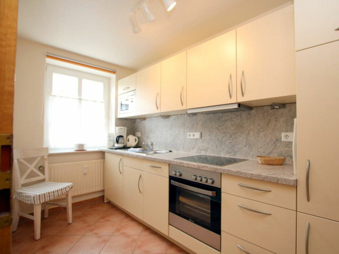 Private kitchen, Luttmarsch 13, Holiday Apartment 2, Nordfriesland