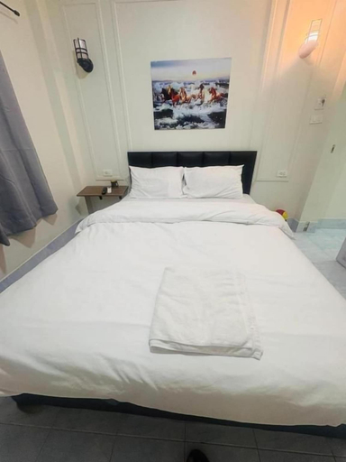 Room 4, Hotel Rajputana Residency, Pattaya
