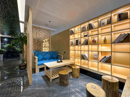 Hotel Interior/Public Areas 4, Phoenix Lanwan Homestay (Fenghuang Ancient Town Branch), Xiangxi Tujia and Miao