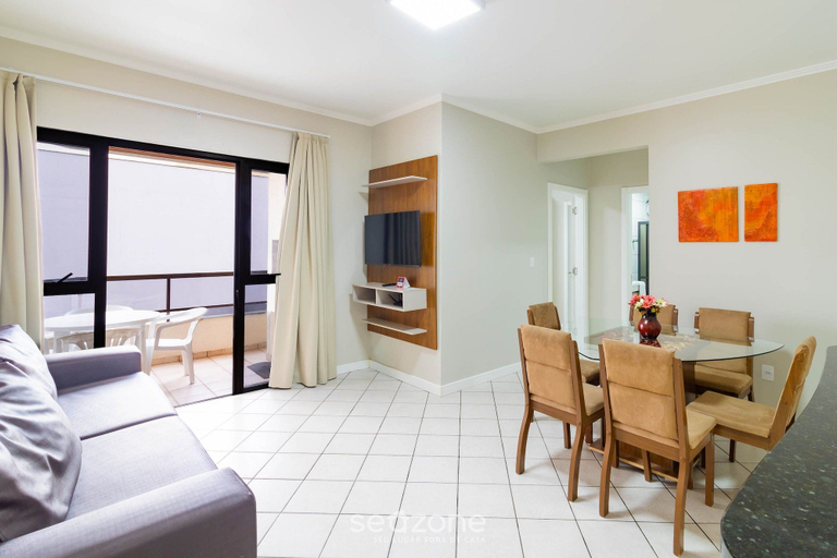 Living area 5, Fully Equipped Apartments in Meia Praia, 150m From the sea - Eoos, Itapema