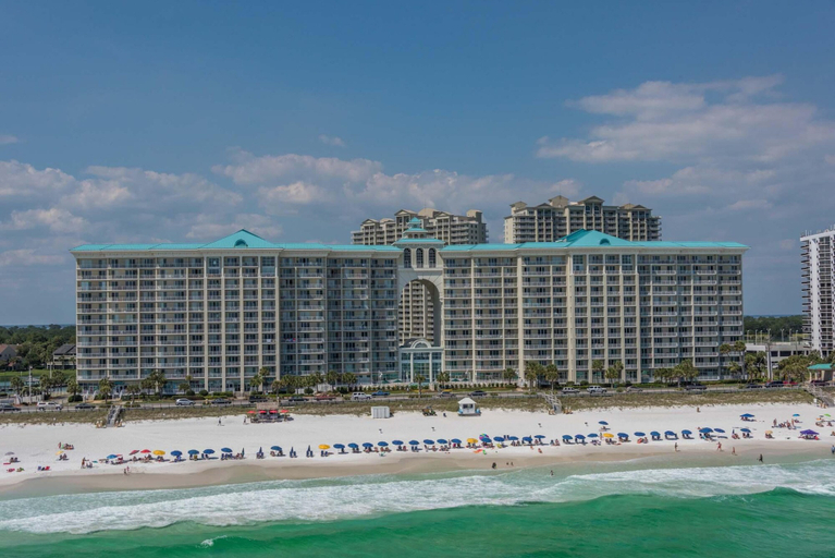 Exterior & Views 2, Majestic Sun 803a, Walton