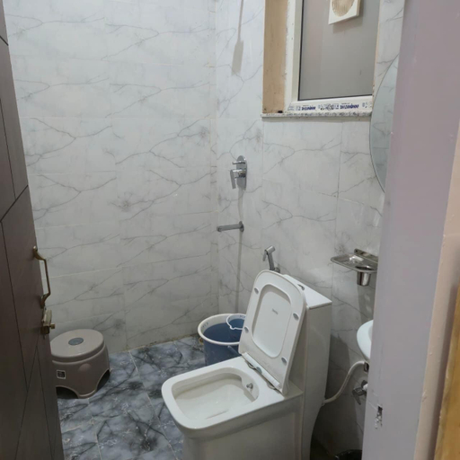 Bathroom 3, Rambhaj Hotel, Garhwal
