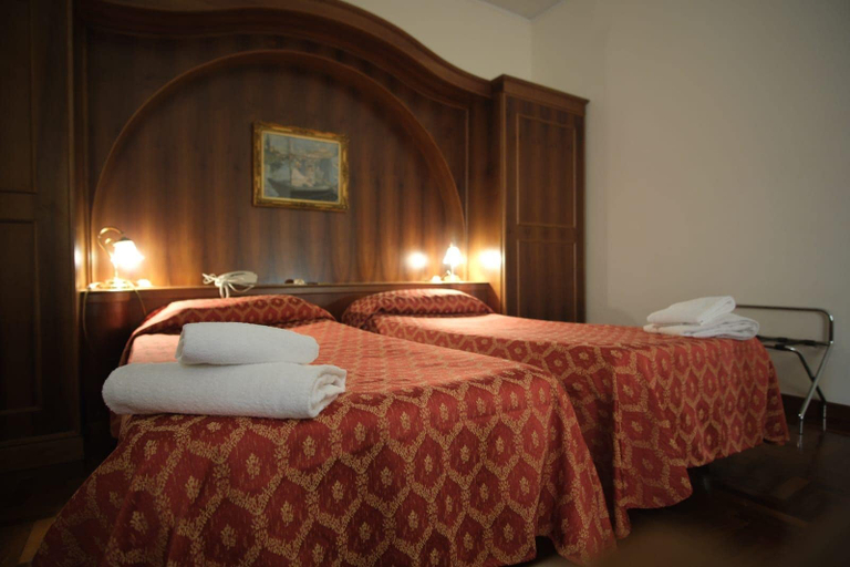 Bedroom 3, Hotel Grande Bretagne, Pistoia