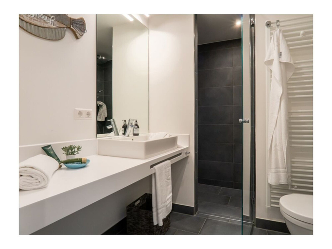 Bathroom 3, Sea View Villa, Apartment 44 "seaside", Ostholstein