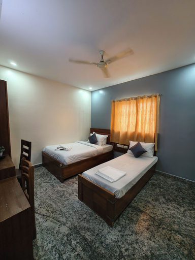 Room 4, GSILVER HOTELS PERUMBAKKAM, Kancheepuram