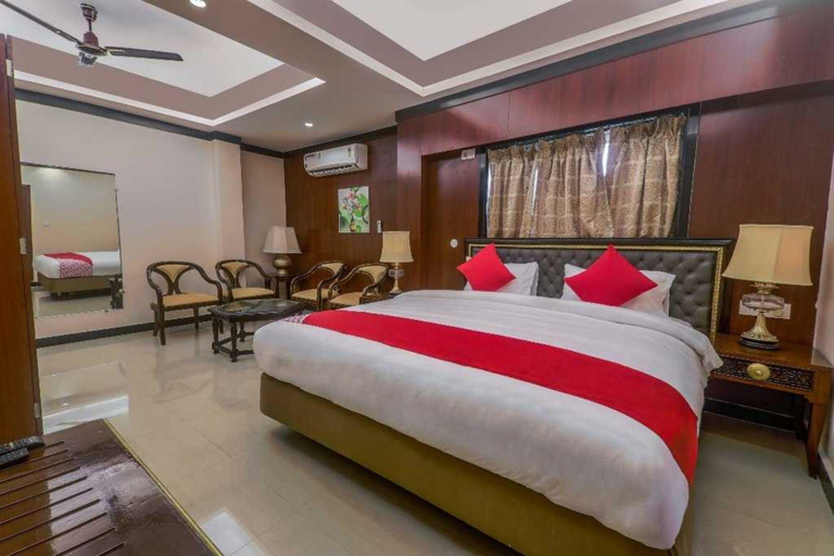 Room 4, Classic Airport Guest House, Kamrup