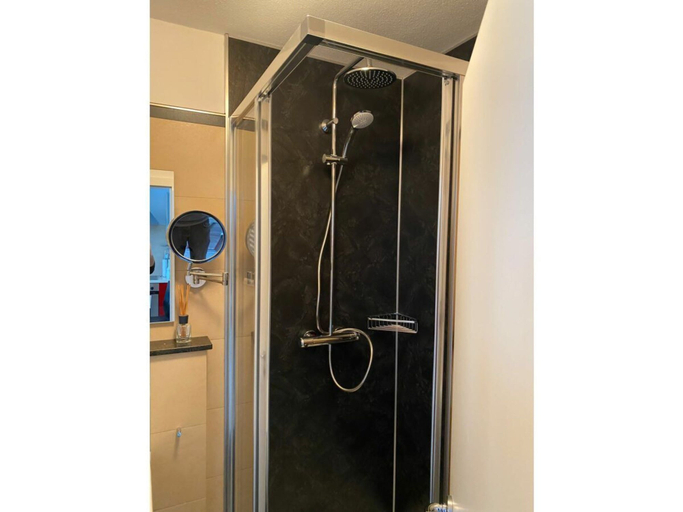 Bathroom 5, Holiday Apartment With 1 Bedroom, Aurich