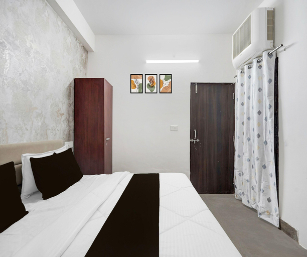 Room 3, Deluxe Hotel Oxyluxe, Kota