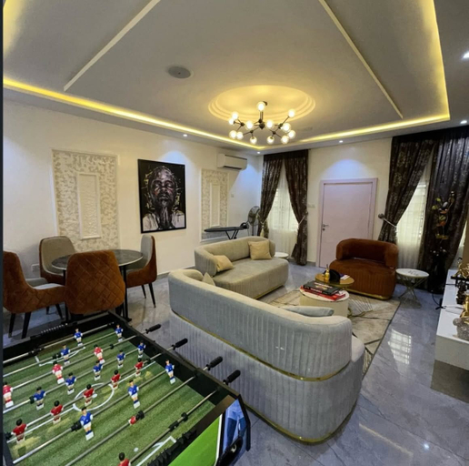 Game room, J-DAMS Apartments and Suites, Warri South