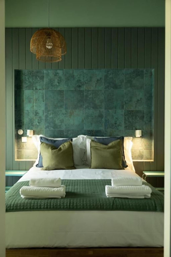 Room 2, Azorica Pico, Madalena