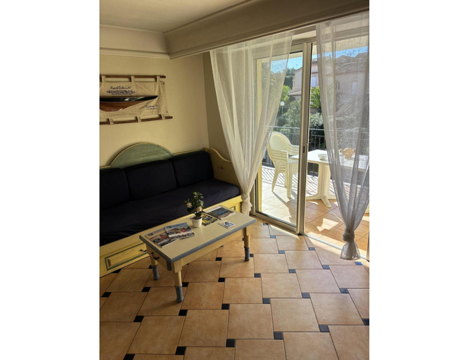 Living room 4, Provencal Haven for Six, Var
