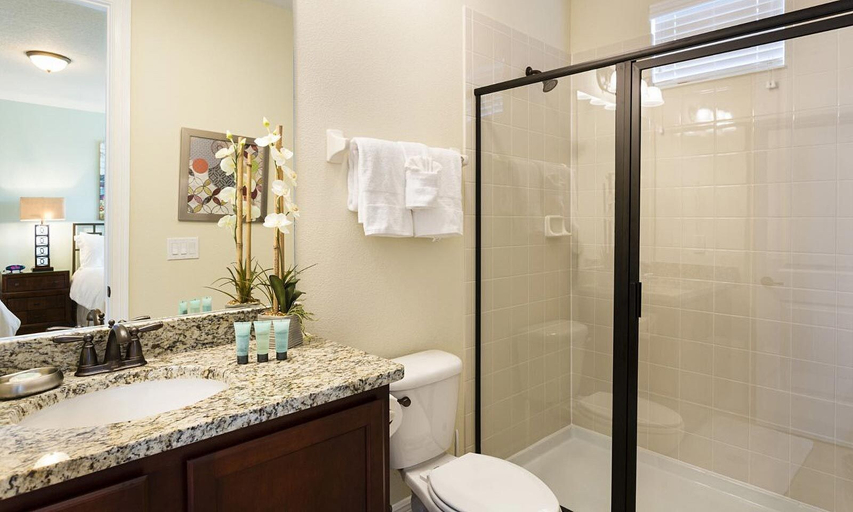 Bathroom 5, 10br Unique Encore Villa Water Park & Pool, Osceola