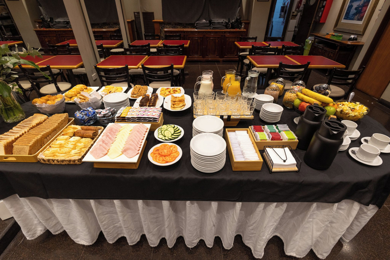 Food & Drinks