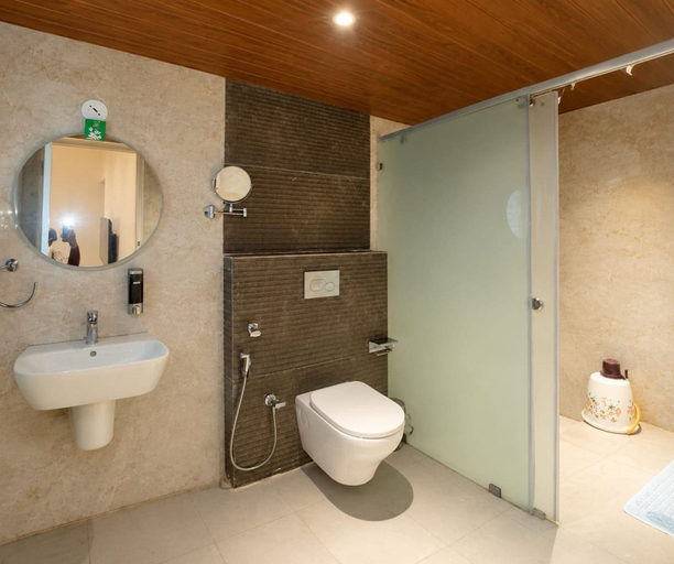 Bathroom 4, Super Deluxe Room V Stays, Chittoor