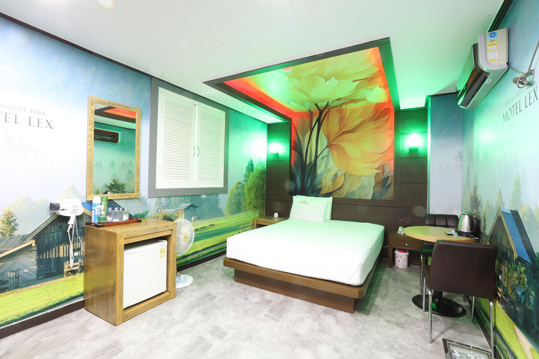 Bedroom 4, Gumi Wonpyeongdong Lex, Gumi