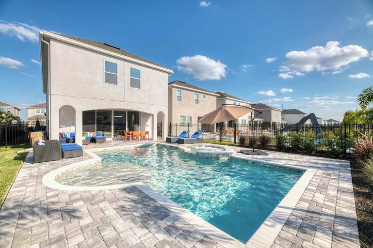 Pool 4, Sophisticated Villa With Movie Room at Encore, Osceola