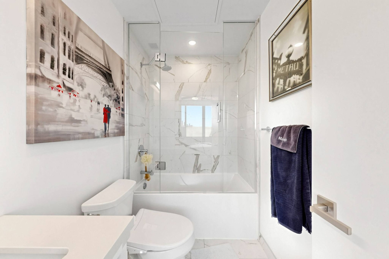 Bathroom 3, Sunnybrook 2 Bdrm, 3 Bath, Terrace, Toronto