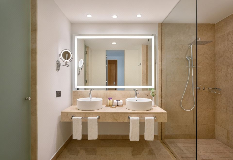 Bathroom 5, Breathless Punta Cana Resort & Spa - Adults Only - All Inclusive, Salvaleon de Higuey