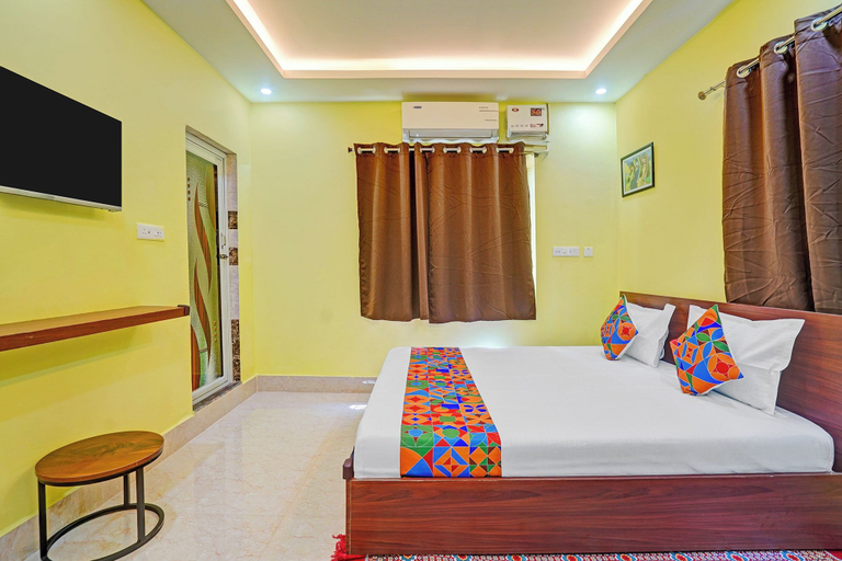 Room 5, FabHotel Equinox Inn, Khordha