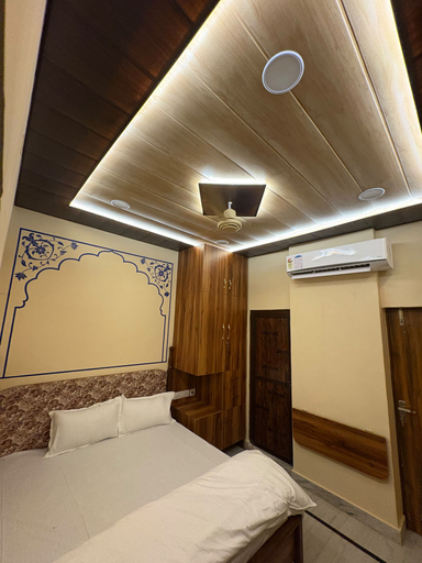 Room 5, Govind Niwas, Jaipur